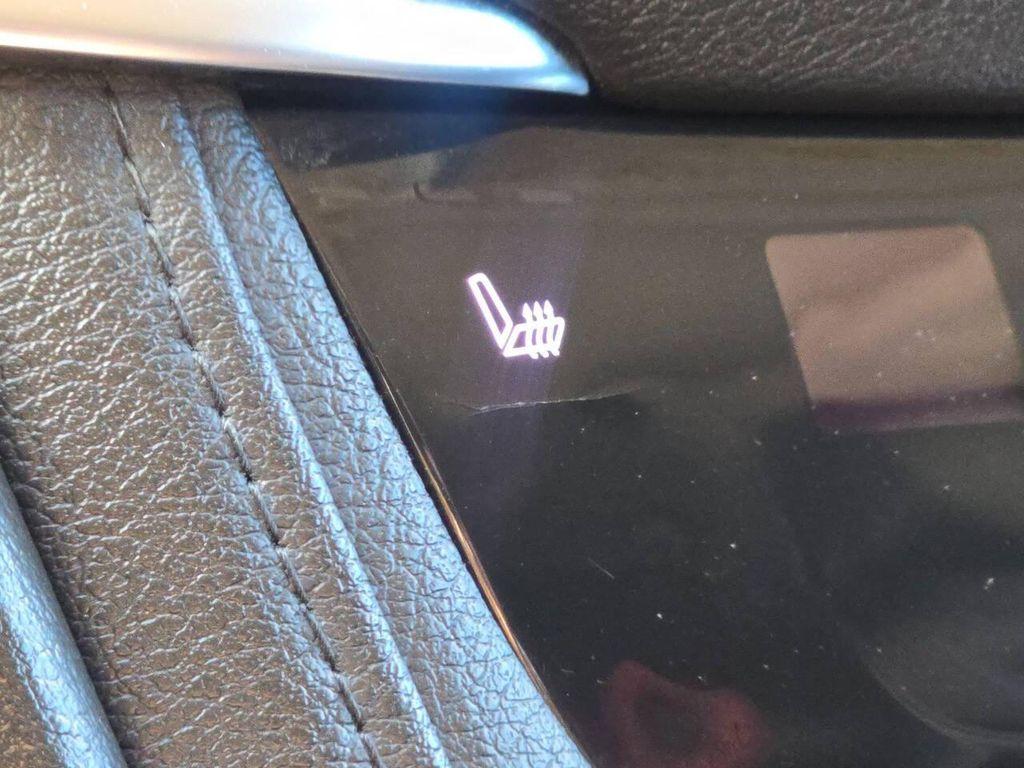 used 2017 Cadillac XT5 car, priced at $12,000