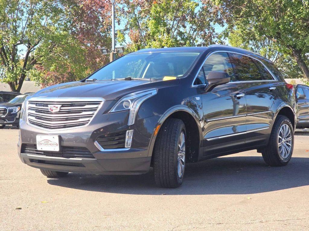 used 2017 Cadillac XT5 car, priced at $12,000