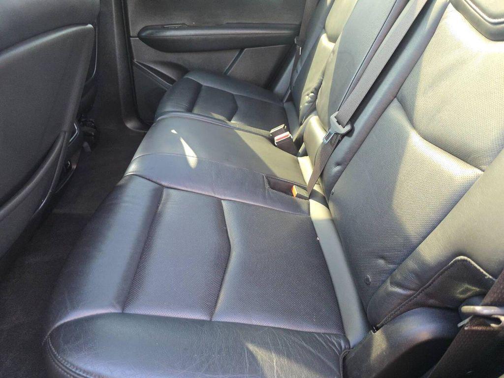 used 2017 Cadillac XT5 car, priced at $12,000