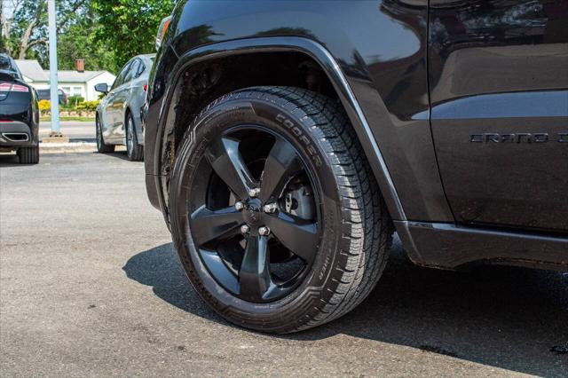 used 2015 Jeep Grand Cherokee car, priced at $17,000