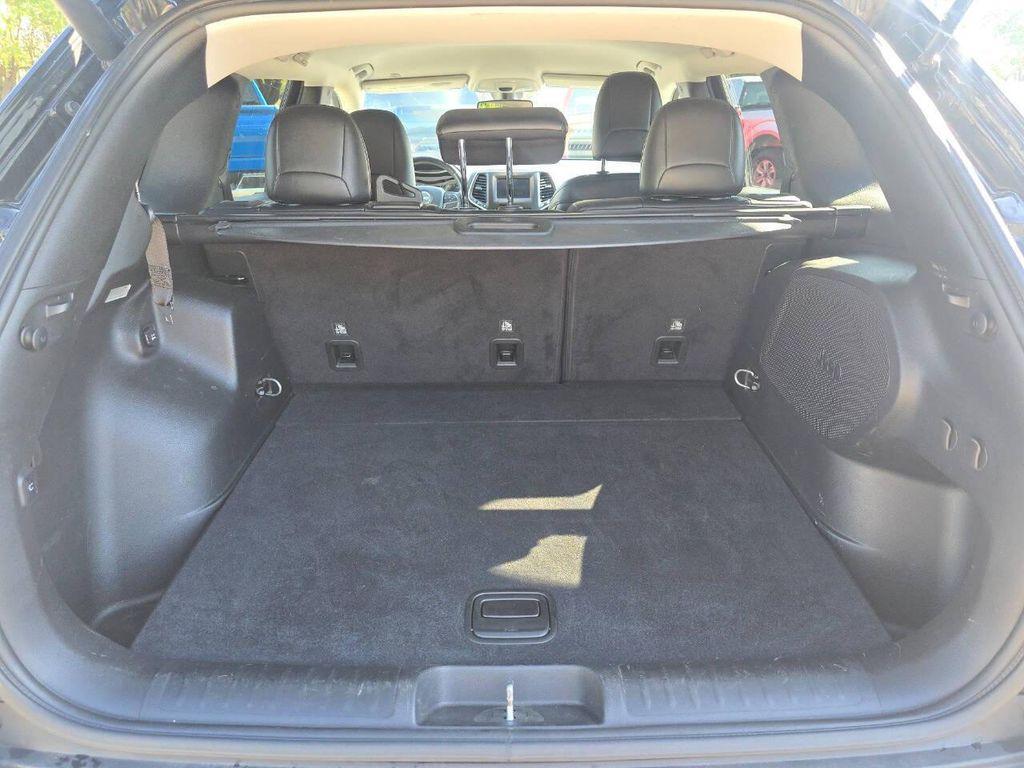 used 2019 Jeep Cherokee car, priced at $14,000