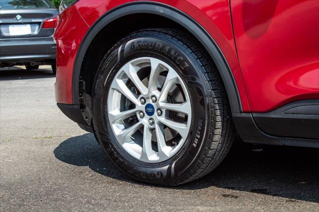 used 2022 Ford Escape car, priced at $18,000