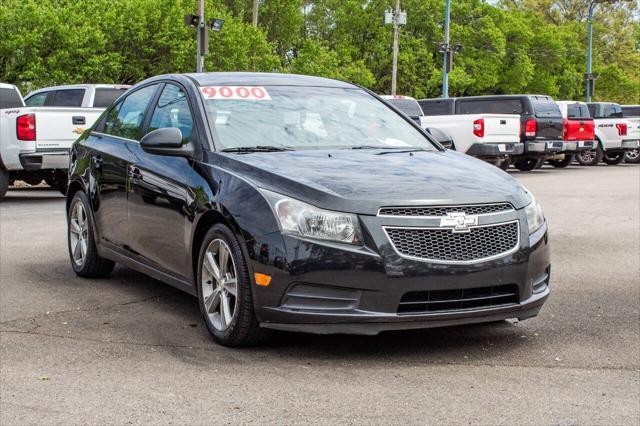 used 2014 Chevrolet Cruze car, priced at $6,000