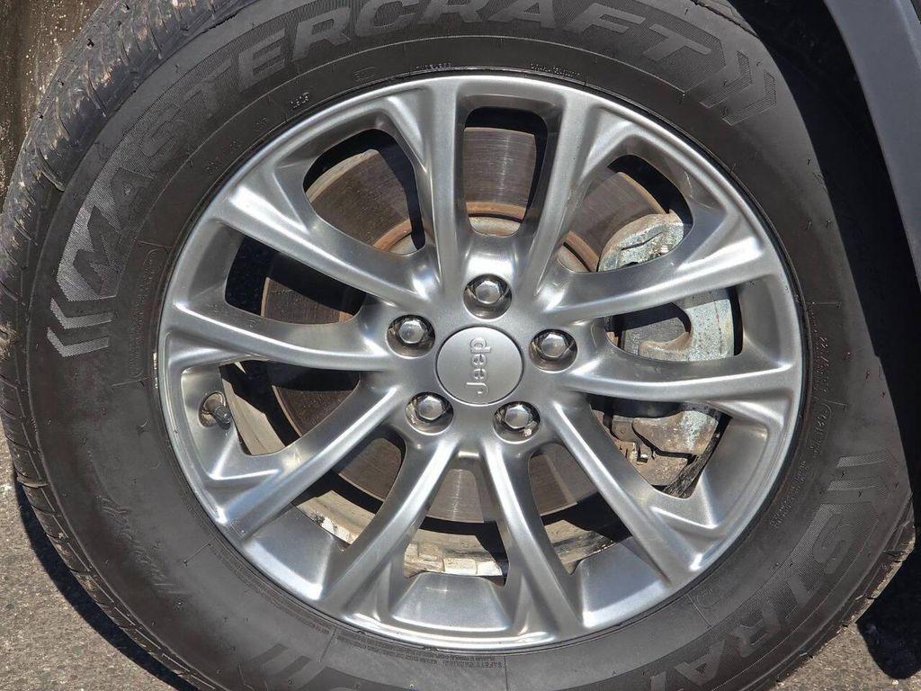 used 2021 Jeep Cherokee car, priced at $17,000