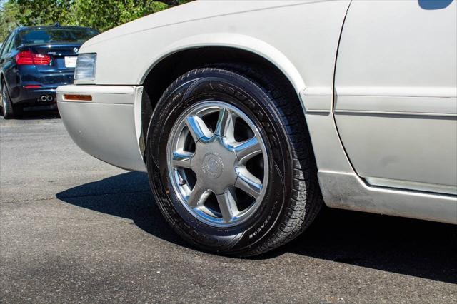 used 2002 Cadillac Eldorado car, priced at $7,000