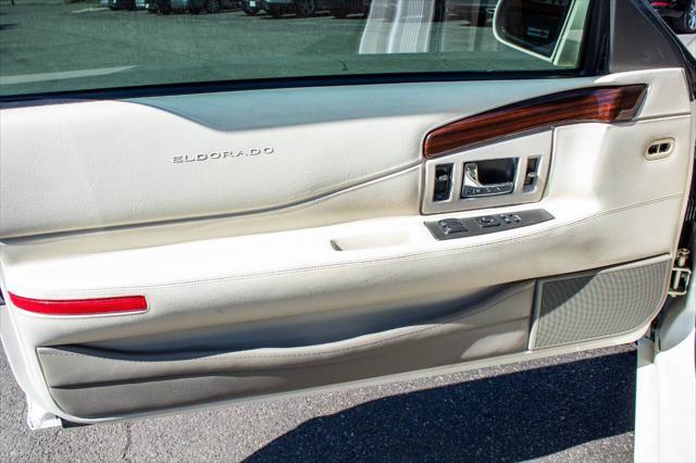 used 2002 Cadillac Eldorado car, priced at $7,000