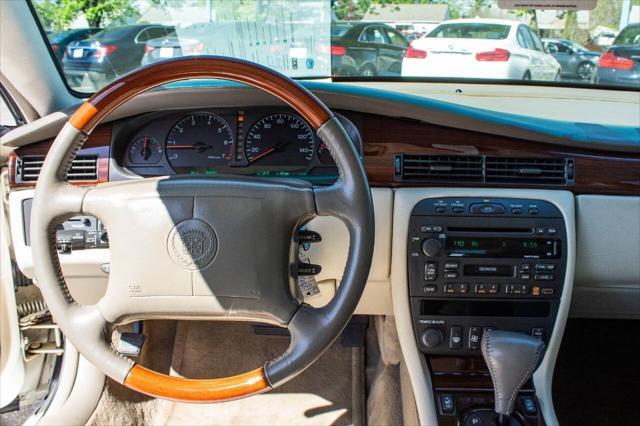 used 2002 Cadillac Eldorado car, priced at $7,000
