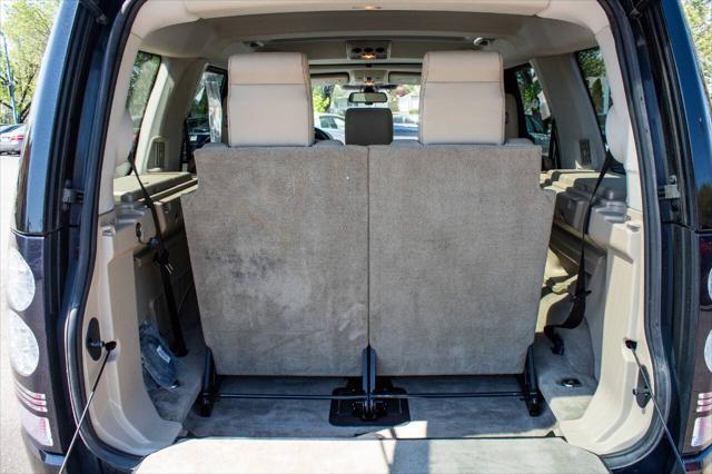 used 2016 Land Rover LR4 car, priced at $16,000