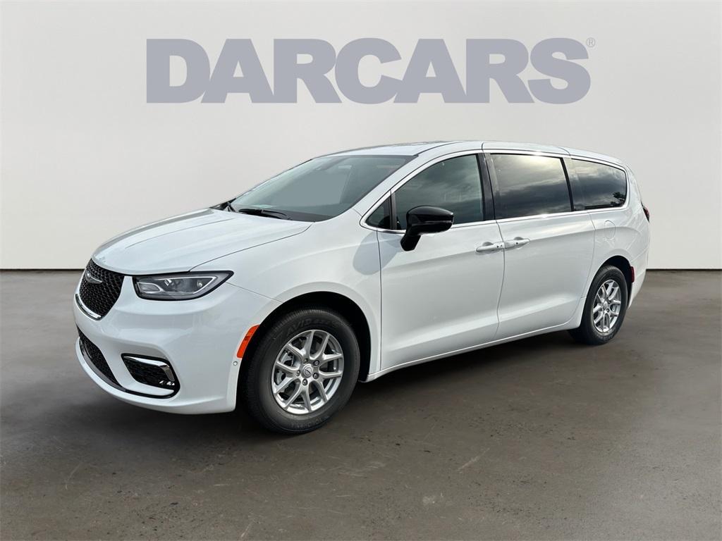 new 2026 Chrysler Pacifica car, priced at $42,016