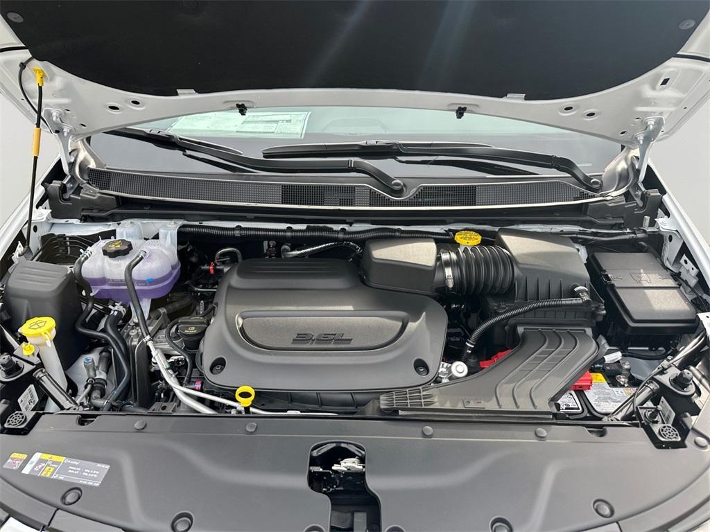 new 2026 Chrysler Pacifica car, priced at $42,016