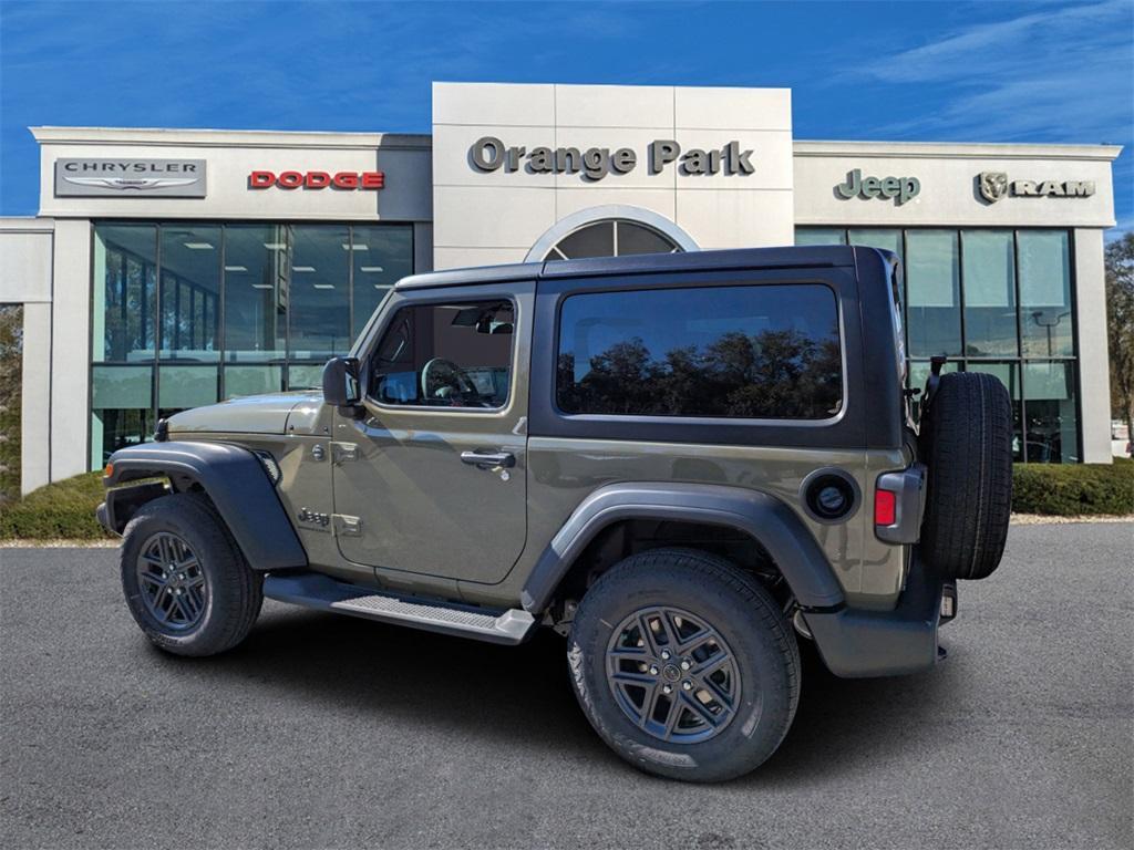 new 2025 Jeep Wrangler car, priced at $40,422