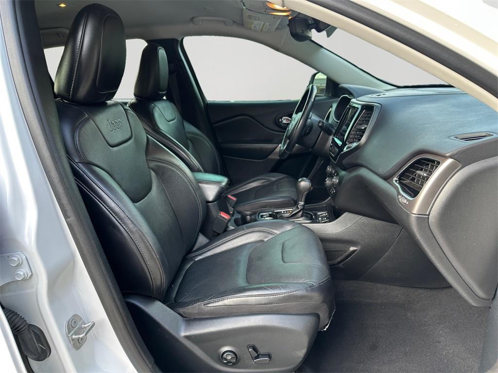 used 2020 Jeep Cherokee car, priced at $17,800