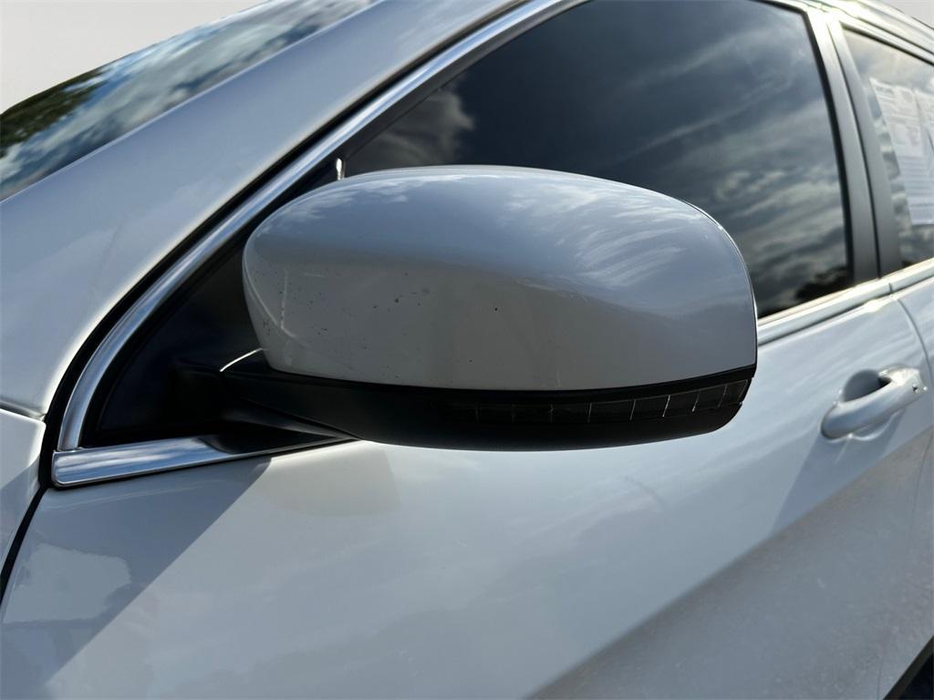 used 2020 Jeep Cherokee car, priced at $17,800