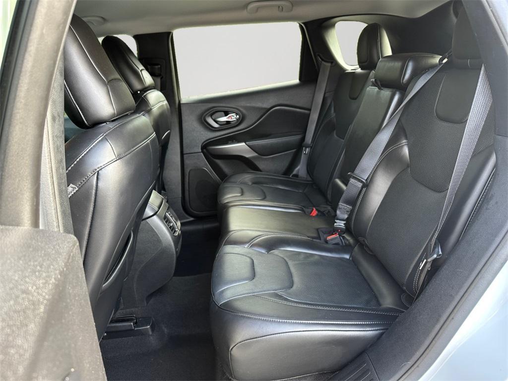 used 2020 Jeep Cherokee car, priced at $17,800