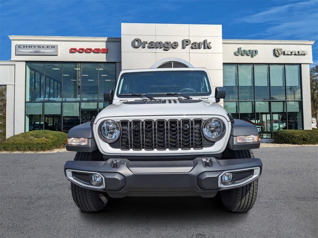 new 2024 Jeep Gladiator car, priced at $38,867