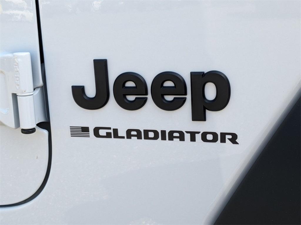 new 2024 Jeep Gladiator car, priced at $38,867