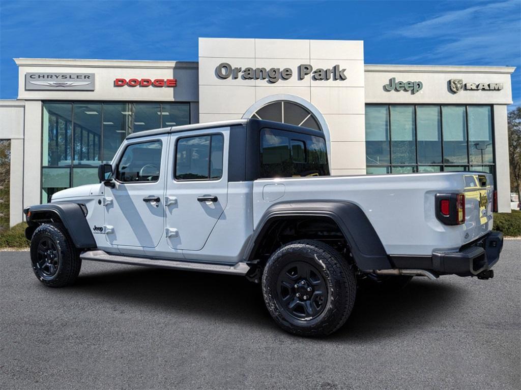 new 2024 Jeep Gladiator car, priced at $38,867