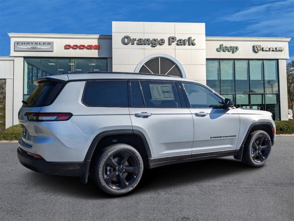 new 2024 Jeep Grand Cherokee L car, priced at $38,961