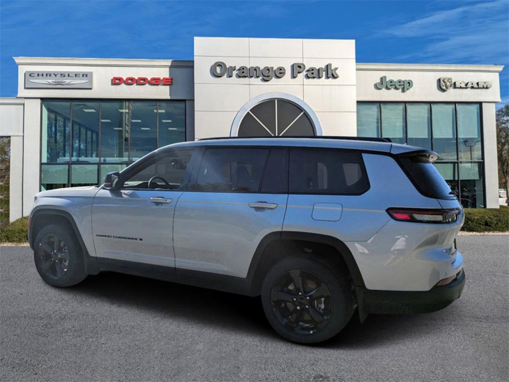 new 2024 Jeep Grand Cherokee L car, priced at $38,961