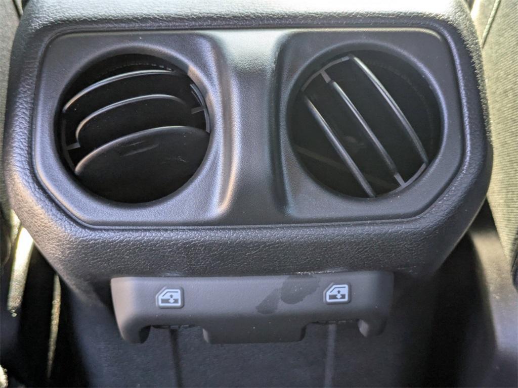 new 2025 Jeep Wrangler car, priced at $46,885