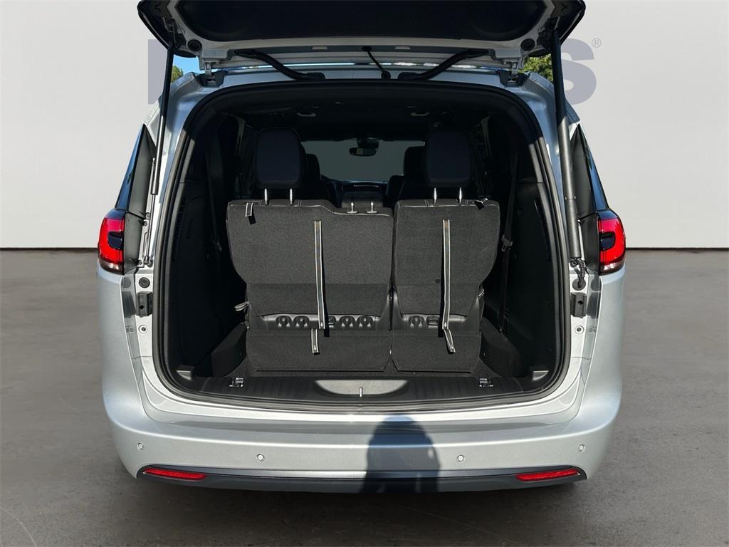 new 2026 Chrysler Pacifica car, priced at $44,482