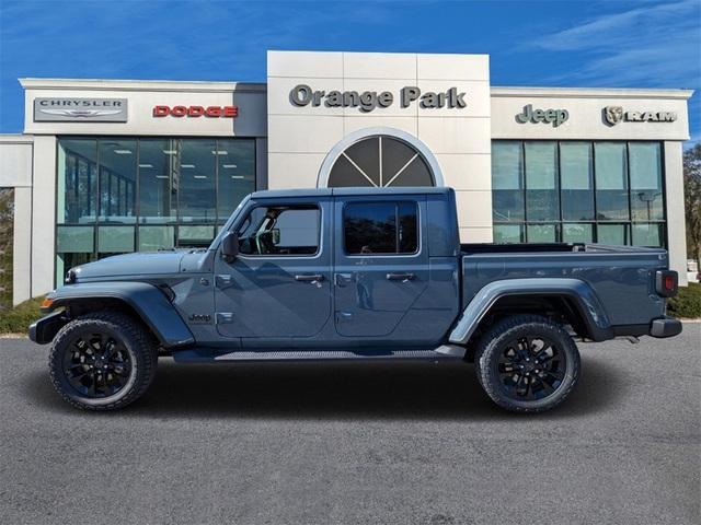 new 2025 Jeep Gladiator car, priced at $41,732