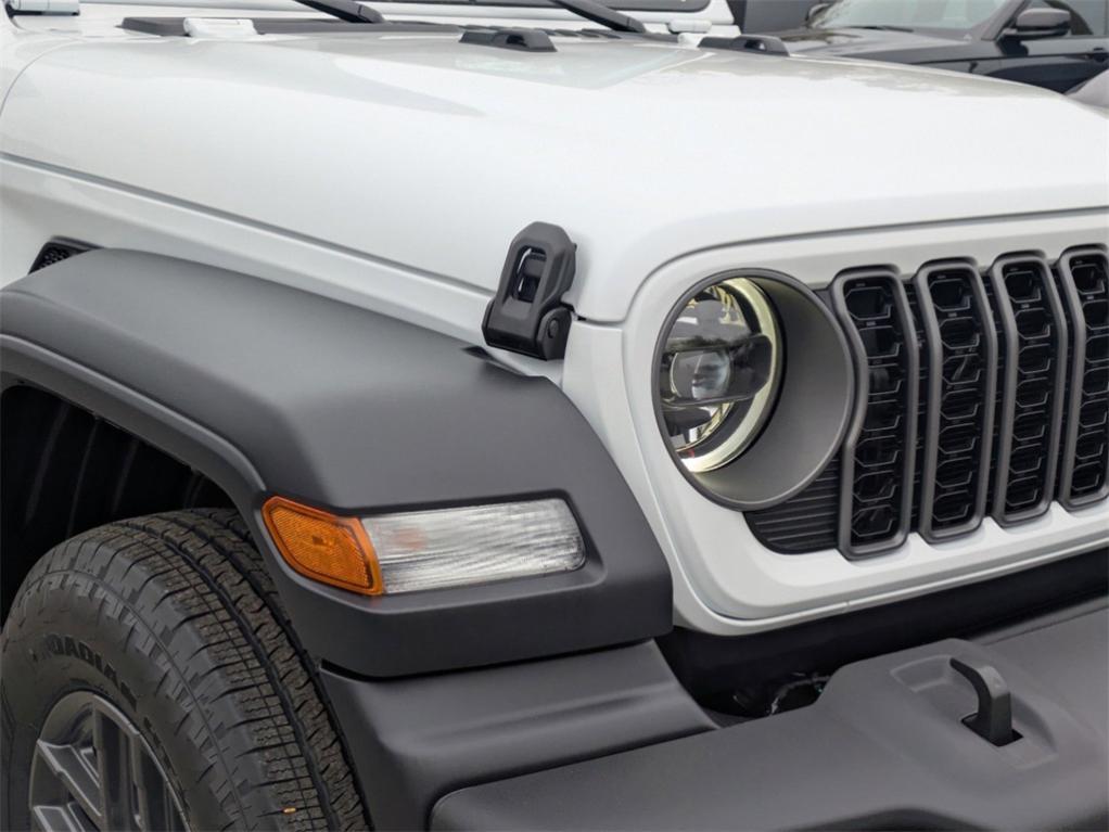 new 2025 Jeep Wrangler car, priced at $45,983