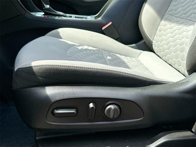 used 2021 Chevrolet Equinox car, priced at $18,995