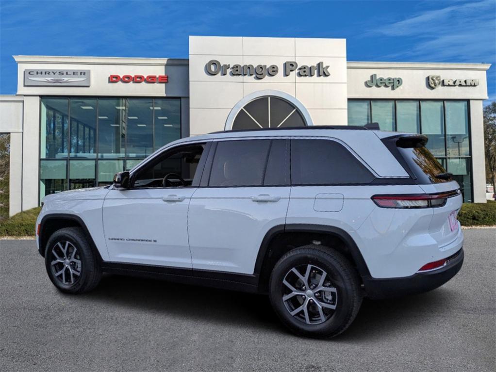 new 2025 Jeep Grand Cherokee car, priced at $46,839