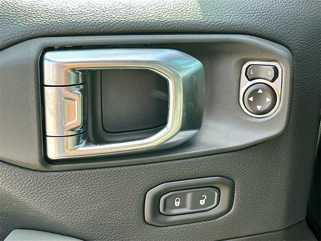 new 2025 Jeep Gladiator car, priced at $64,332