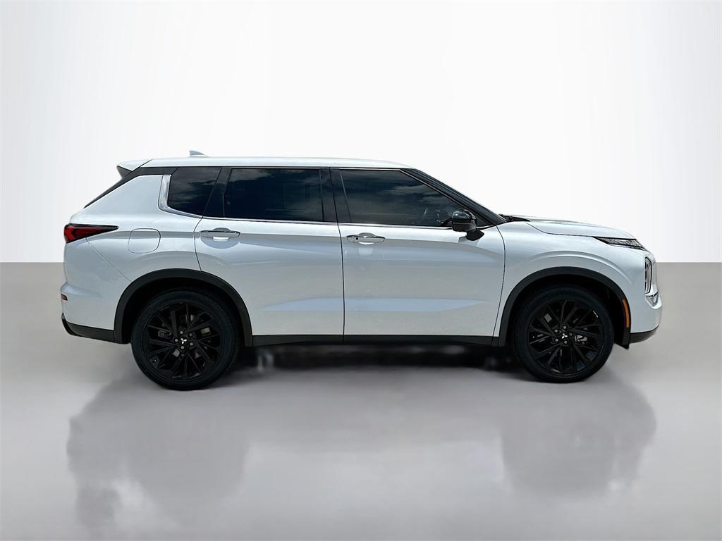 used 2023 Mitsubishi Outlander car, priced at $24,500