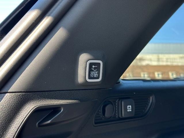 new 2025 Jeep Grand Cherokee car, priced at $42,927