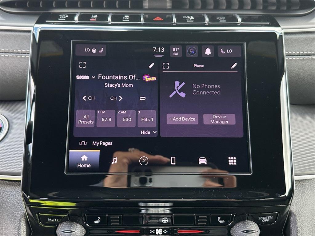 new 2025 Jeep Grand Cherokee car, priced at $38,673