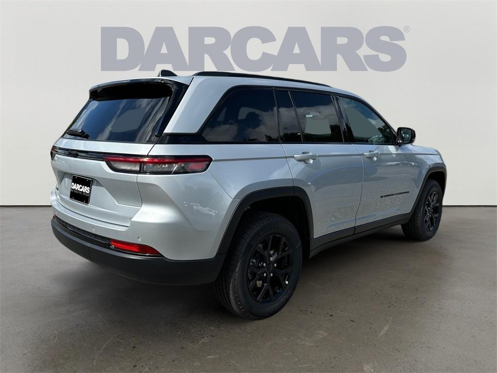 new 2025 Jeep Grand Cherokee car, priced at $38,673