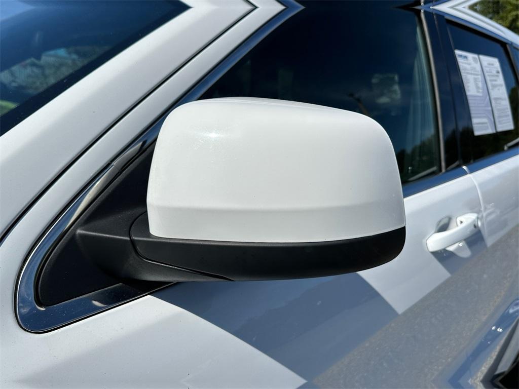 used 2018 Jeep Grand Cherokee car, priced at $17,000