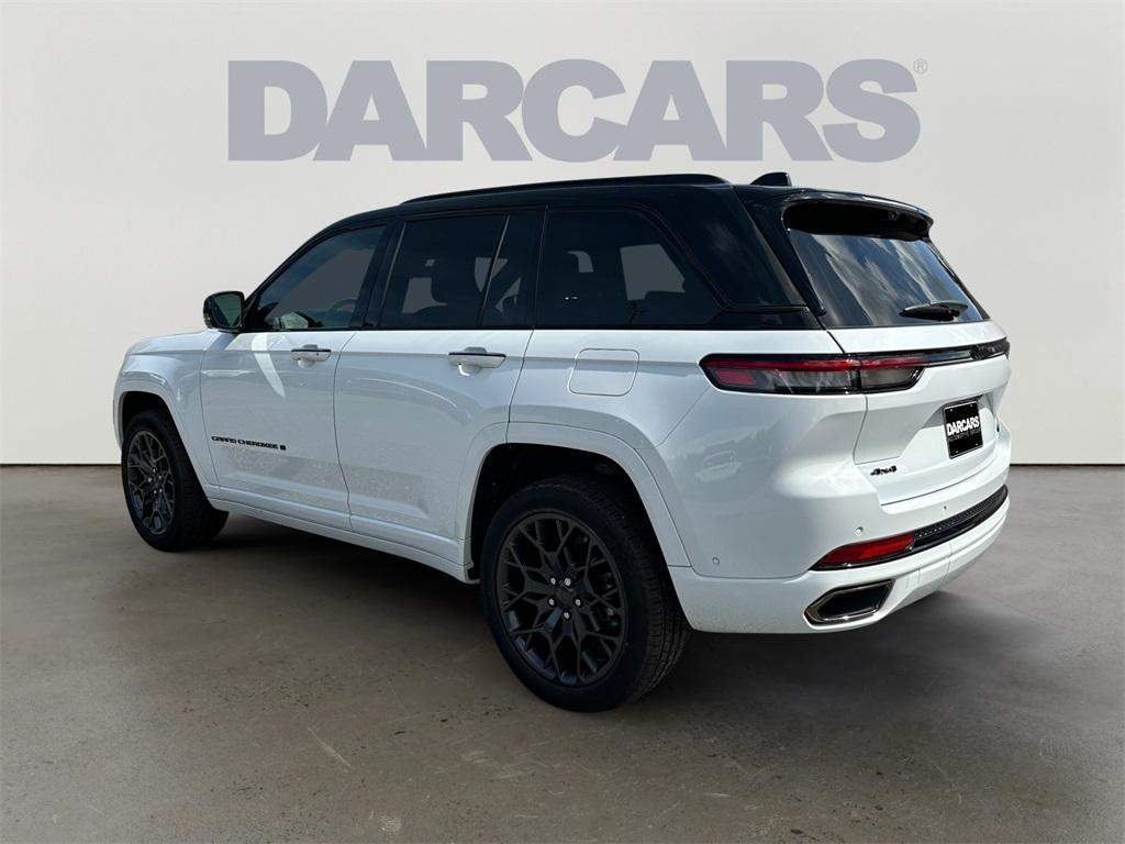 used 2025 Jeep Grand Cherokee car, priced at $59,990
