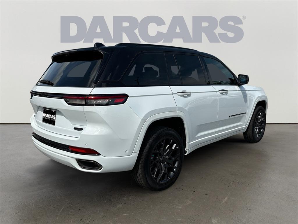 used 2025 Jeep Grand Cherokee car, priced at $59,990
