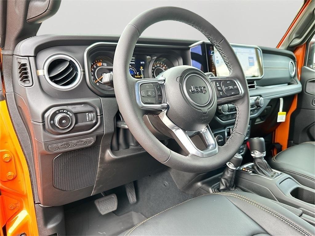 new 2025 Jeep Wrangler car, priced at $58,196