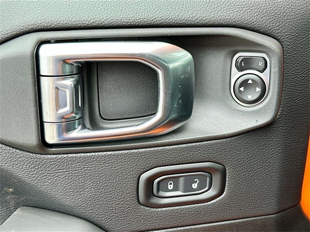 new 2025 Jeep Wrangler car, priced at $58,196