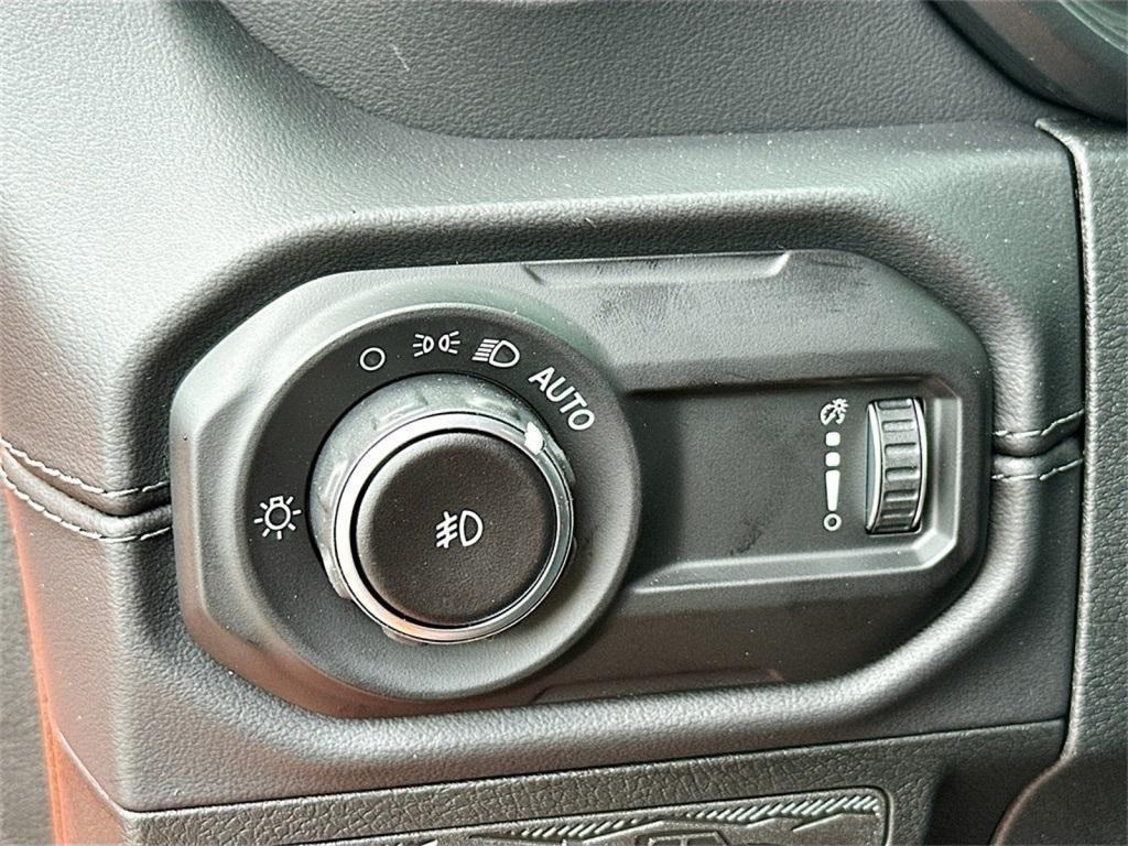 new 2025 Jeep Wrangler car, priced at $58,196