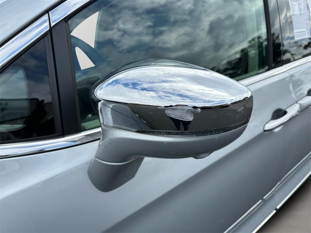 used 2022 Chrysler Pacifica car, priced at $33,900