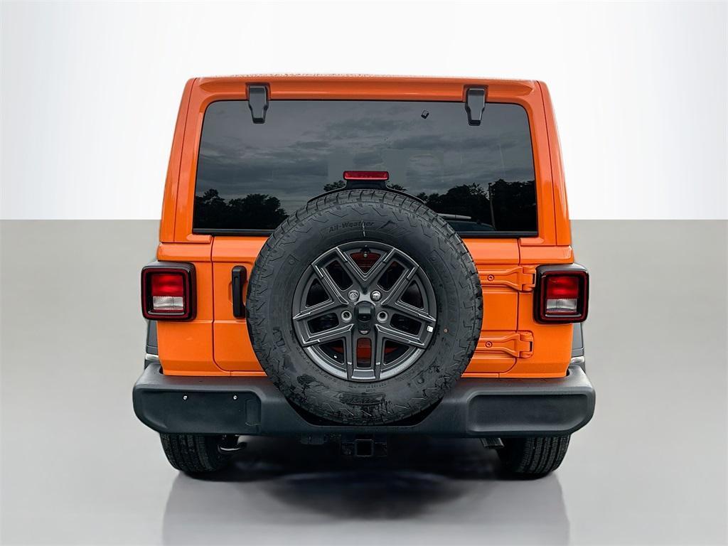 new 2025 Jeep Wrangler car, priced at $47,645