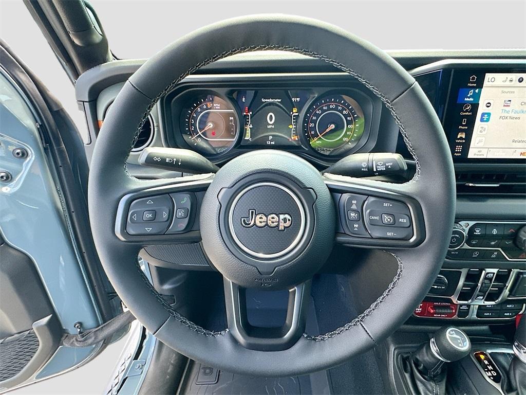 new 2025 Jeep Gladiator car, priced at $48,857
