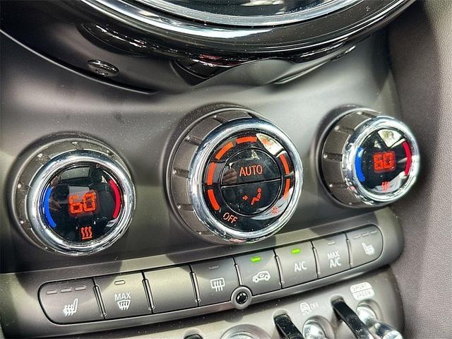 used 2024 MINI Hardtop car, priced at $37,244