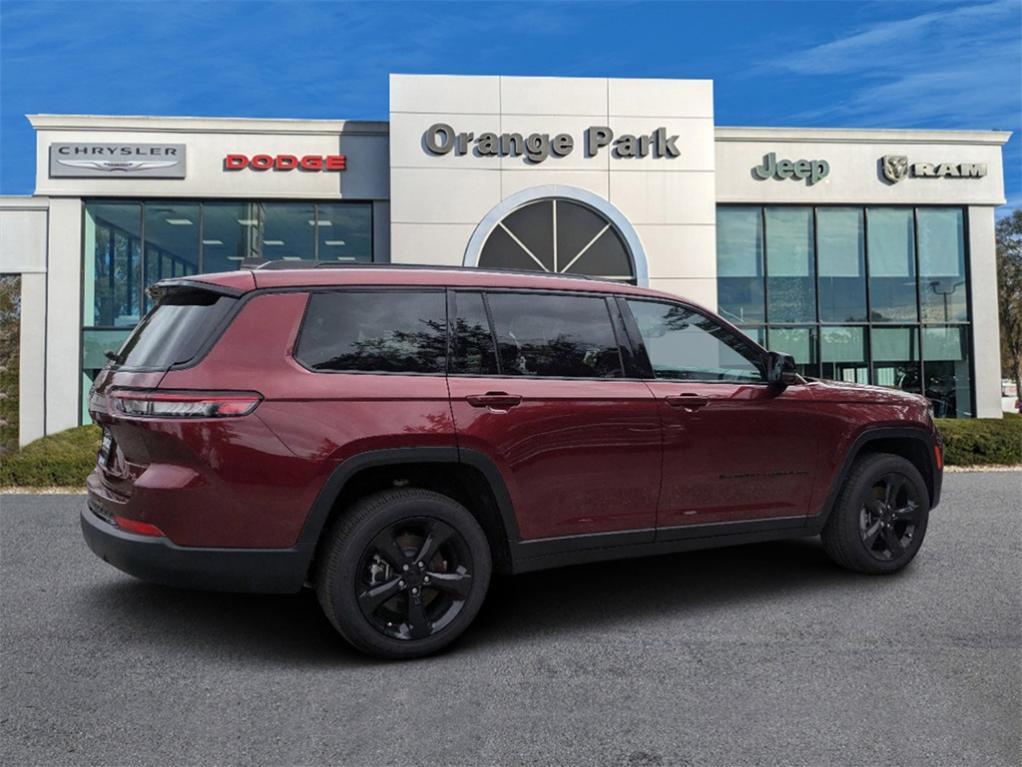 new 2024 Jeep Grand Cherokee L car, priced at $39,083