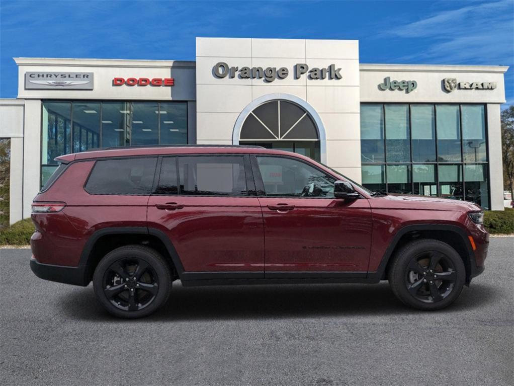 new 2024 Jeep Grand Cherokee L car, priced at $39,083