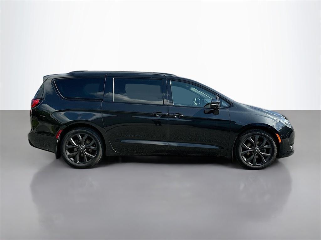 used 2020 Chrysler Pacifica car, priced at $31,000
