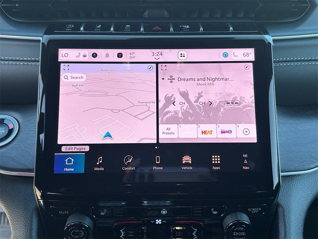 new 2025 Jeep Grand Cherokee car, priced at $39,979