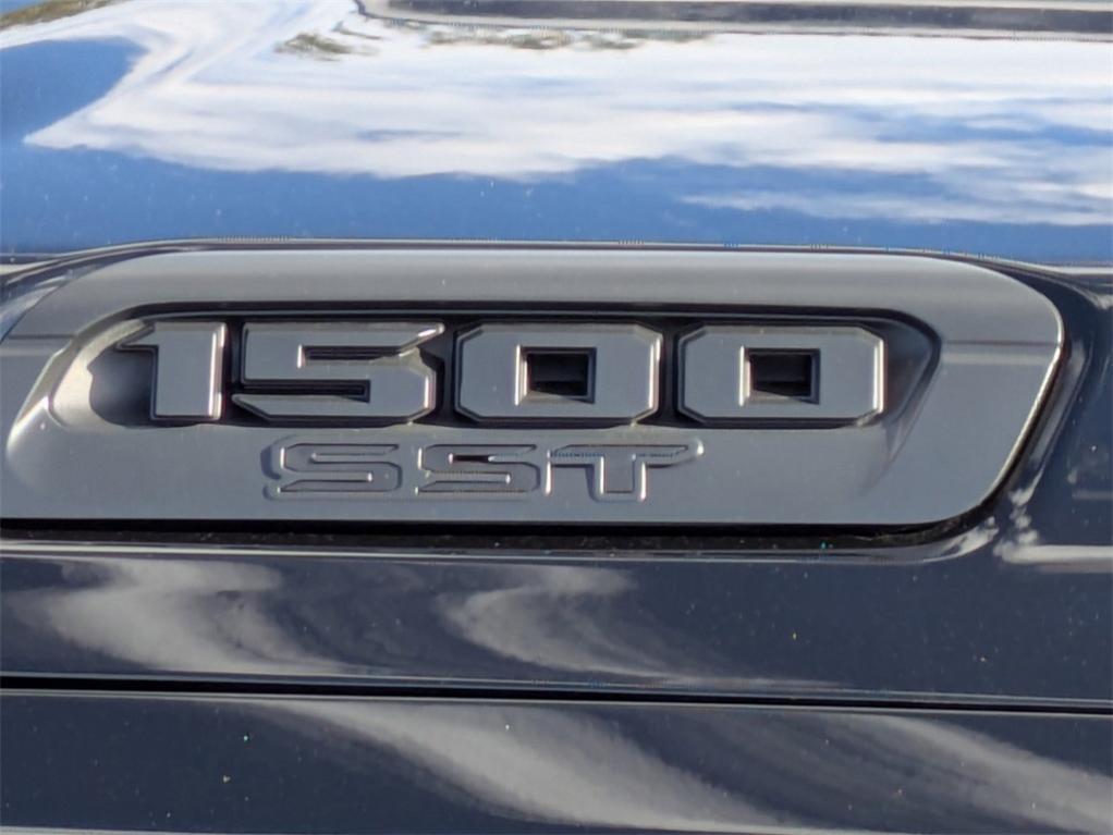 new 2025 Ram 1500 car, priced at $48,438