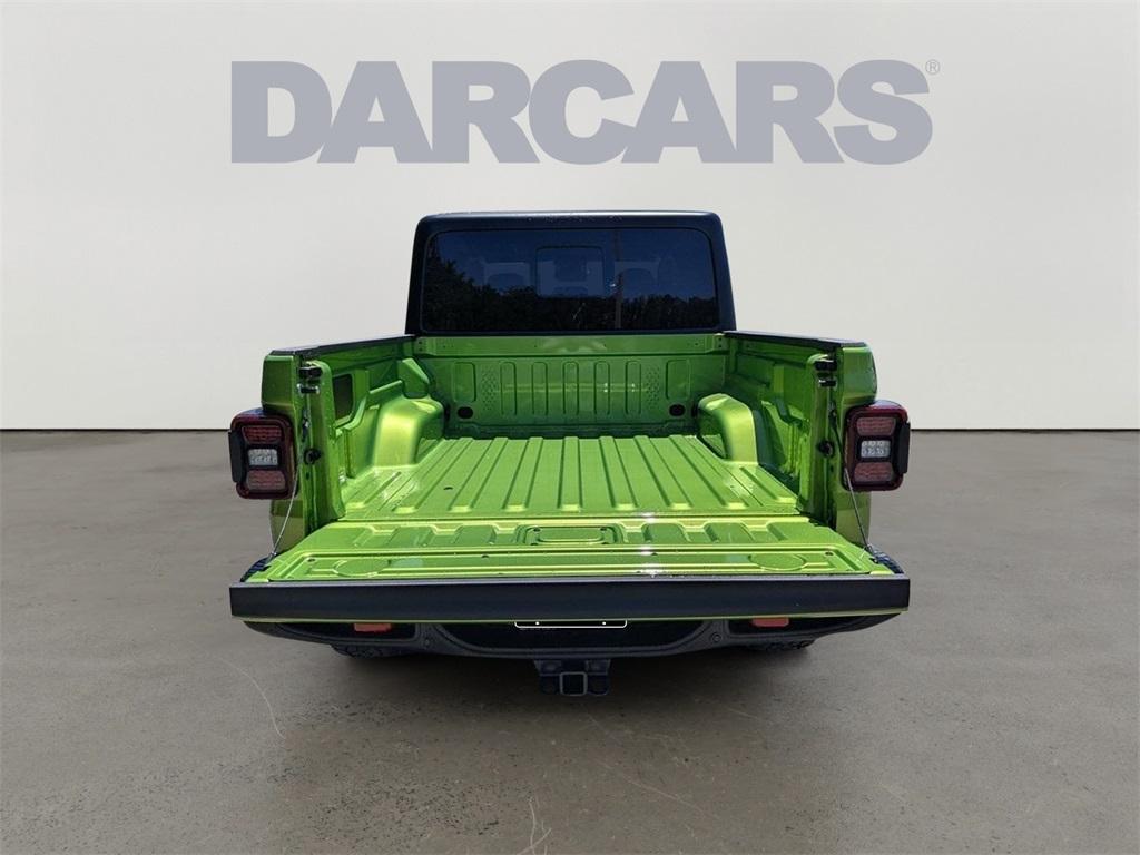 new 2025 Jeep Gladiator car, priced at $48,623